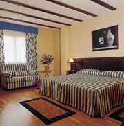Hotel_tudanca_aranda_habitacion2